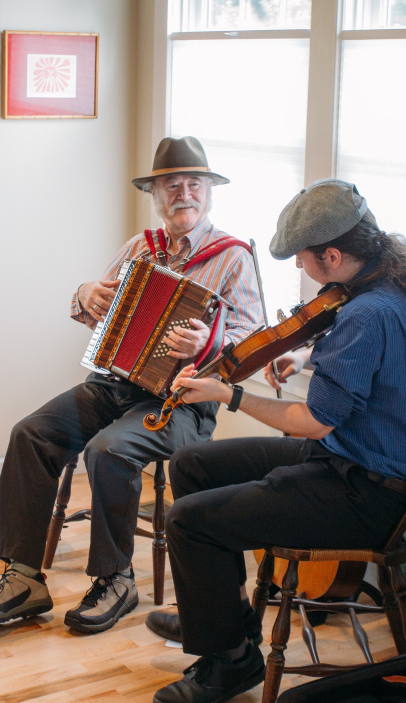 Accordion and fiddle music by Ryan and Brennish Thomson